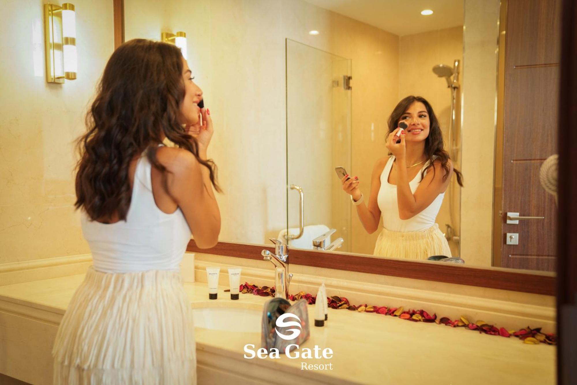 Sea Gate Resort Sweimeh Buitenkant foto