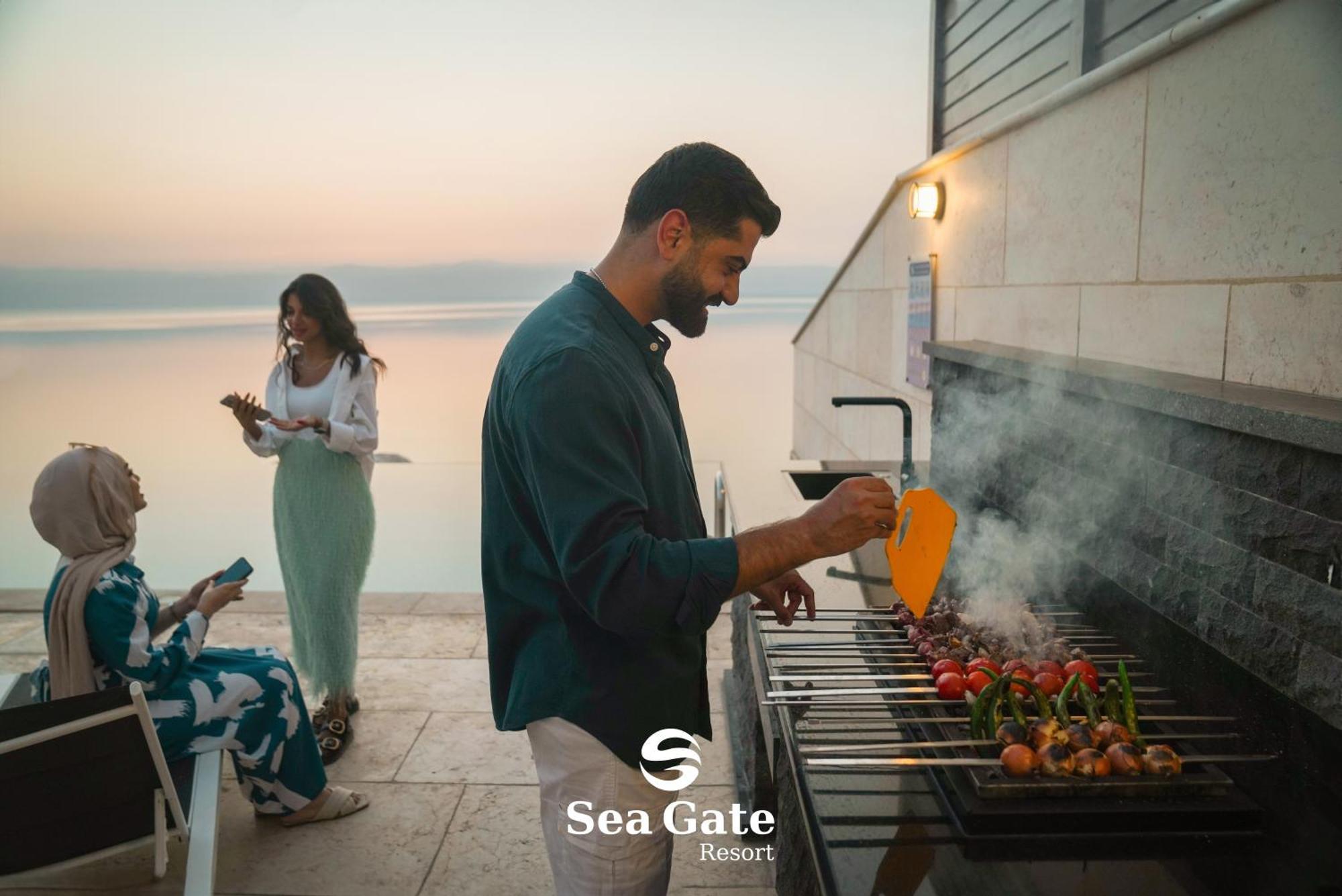 Sea Gate Resort Sweimeh Buitenkant foto