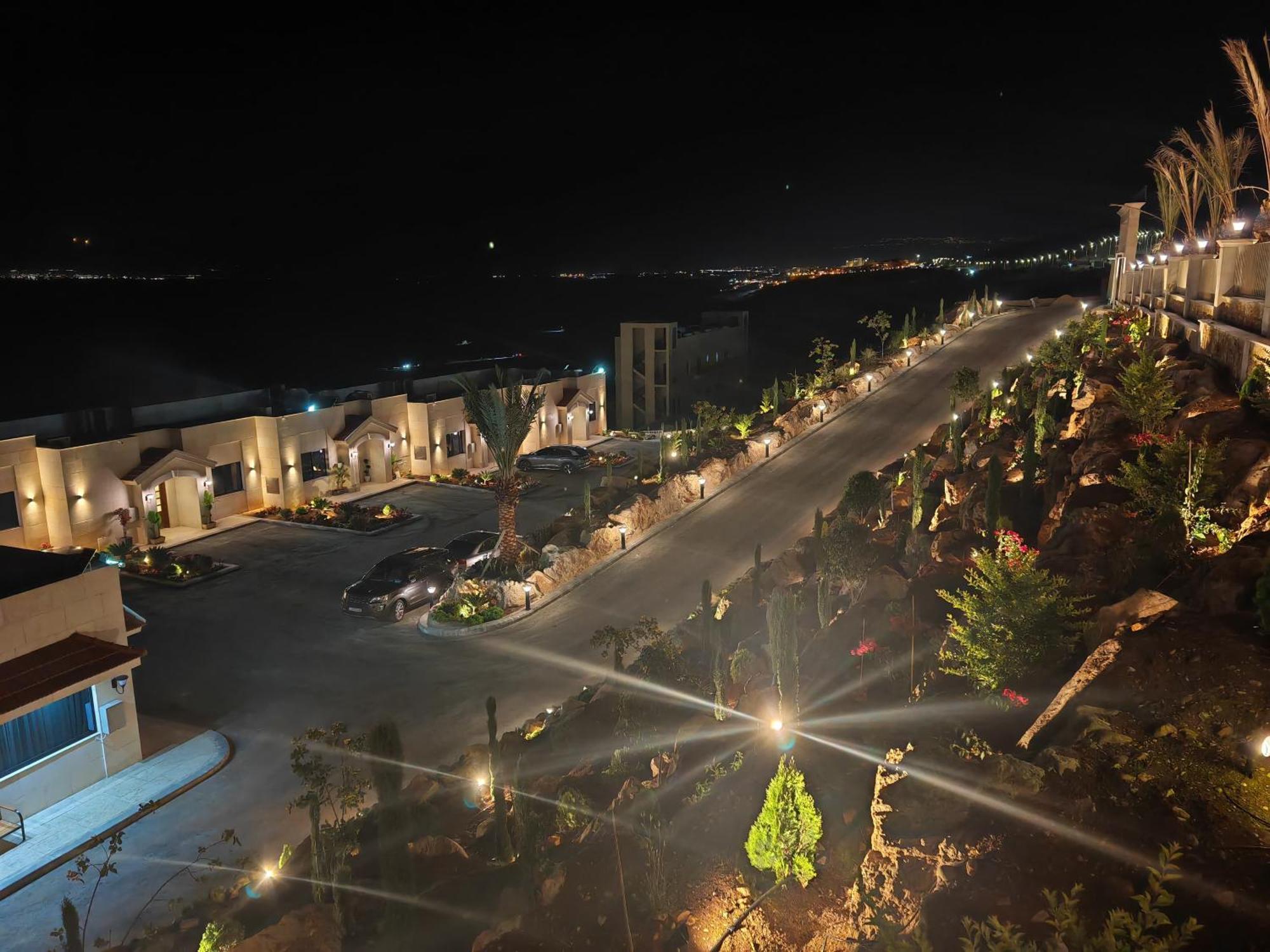Sea Gate Resort Sweimeh Buitenkant foto